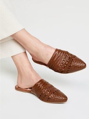 SAM EDELMAN Woven Pointed-Toe Mules